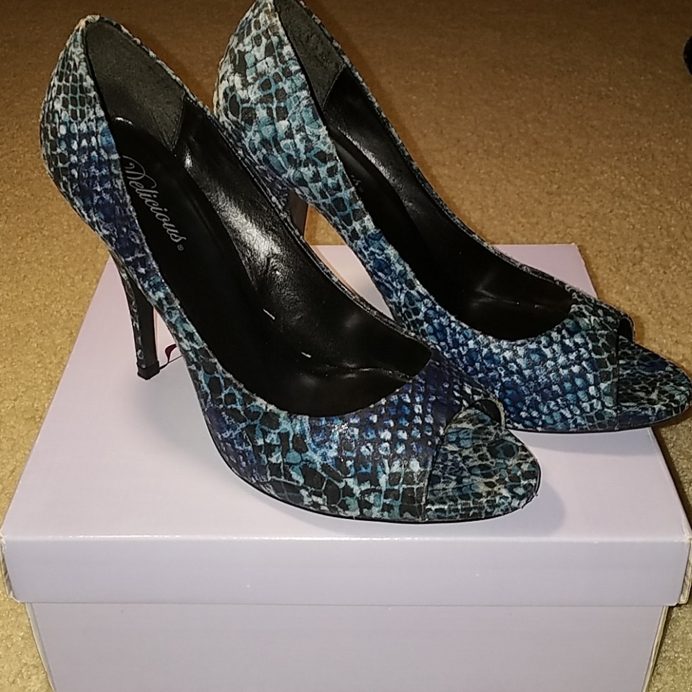 Peep toe high heels